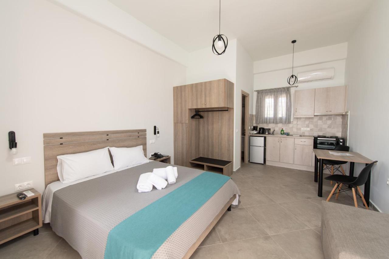 Loggos Apartments Longos  Buitenkant foto