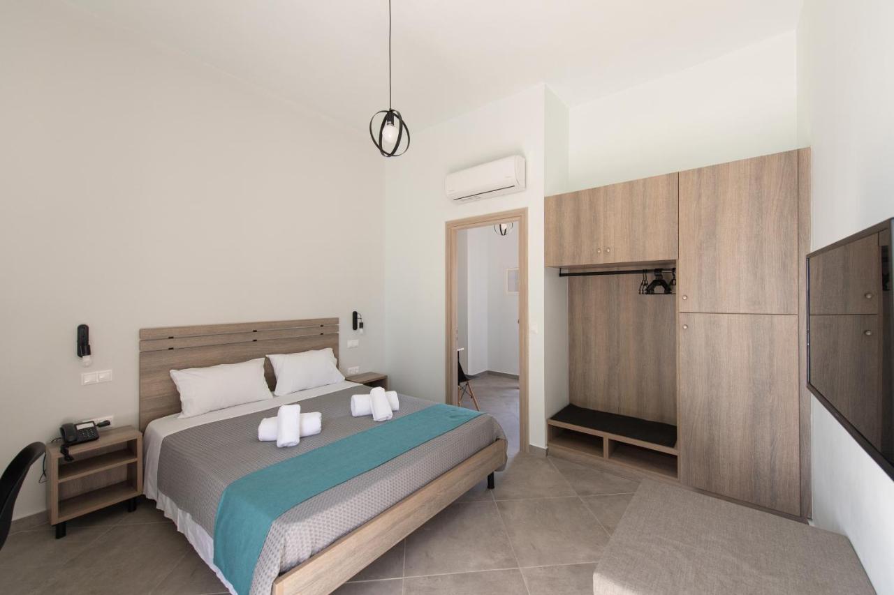 Loggos Apartments Longos  Buitenkant foto